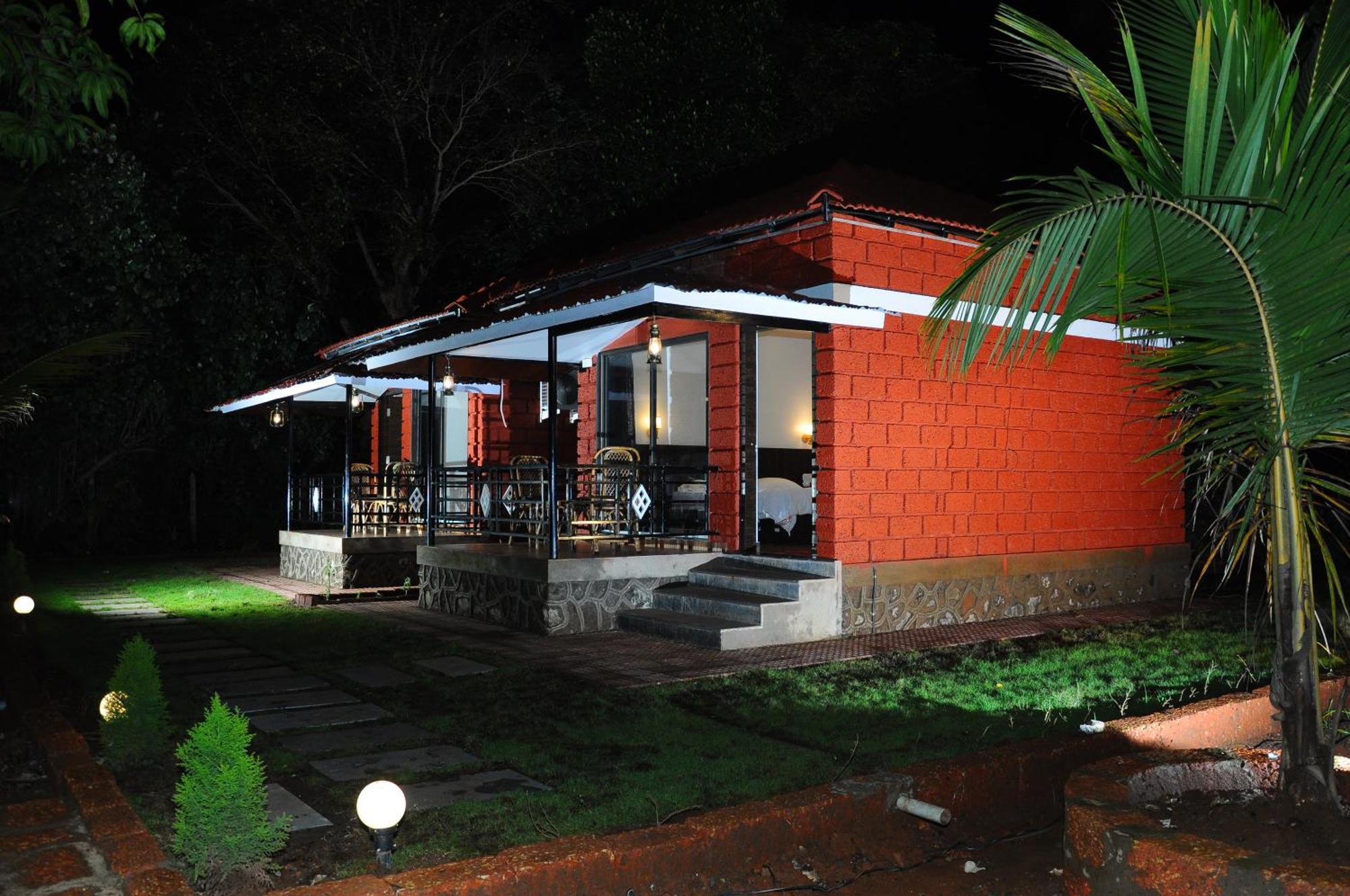 Red Roof Farmhouse Chiplun Luaran gambar