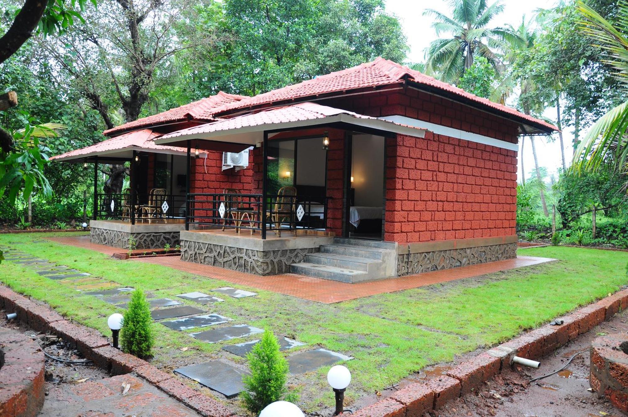 Red Roof Farmhouse Chiplun Luaran gambar