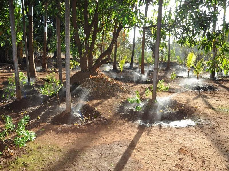 Red Roof Farmhouse Chiplun Luaran gambar